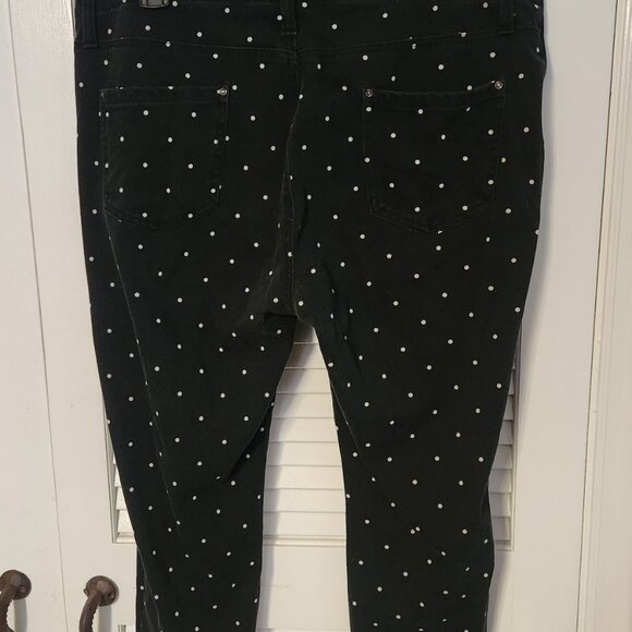 Women's Time and Tru Black & While Polka Dot Jeans - Size XXL (20) - Picture 2 of 4